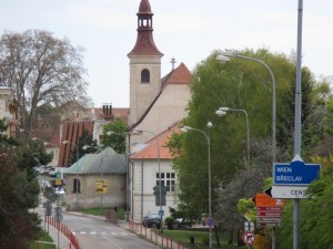 Bývalá piaristická kolej v Mikulově s kostelem sv. Jana Křtitele.